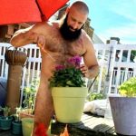 Naked-Gardening-Day-semi