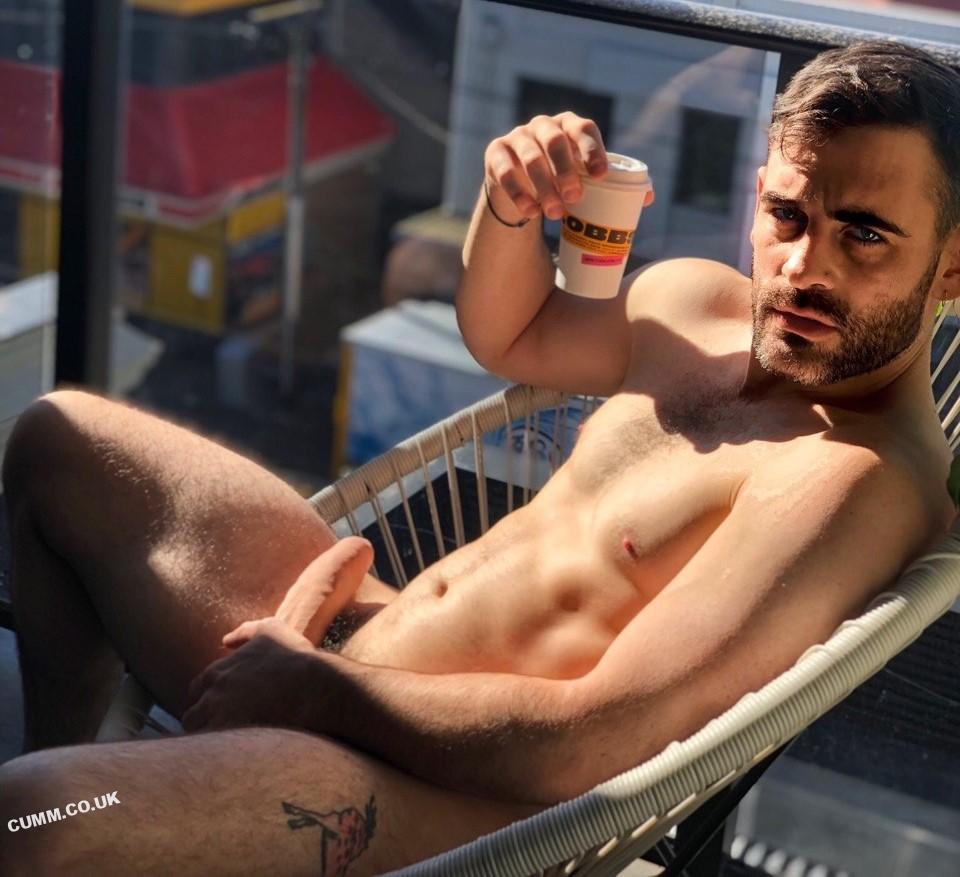 men-drinking-coffee-naked-outdoors.jpeg