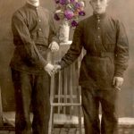 vintage old-photos-flowers army ladz