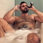 Masculinity-Cervez-beer bath
