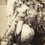 Nude-models-art-c.-1900-Gloeden_Wilhelm_von_1856-1931_-_n._0690_-_Ragazzo_con_giara_-_da_-_Paradis_sicilien_p._21